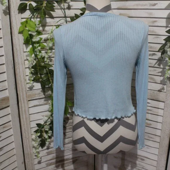 TJ Maxx Cardigan tie front - Picture 4 of 7